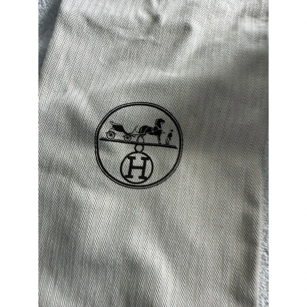 Dust bag